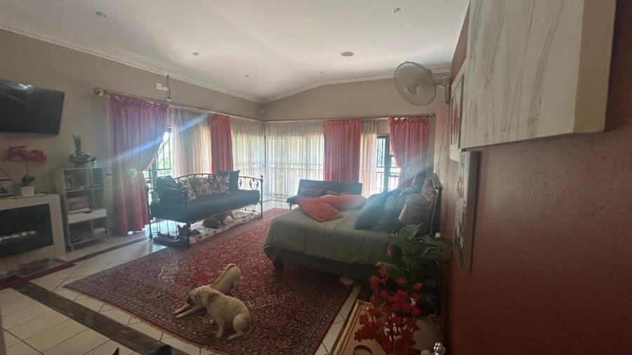 Commercial Property for Sale in Zuurplaat A H North West